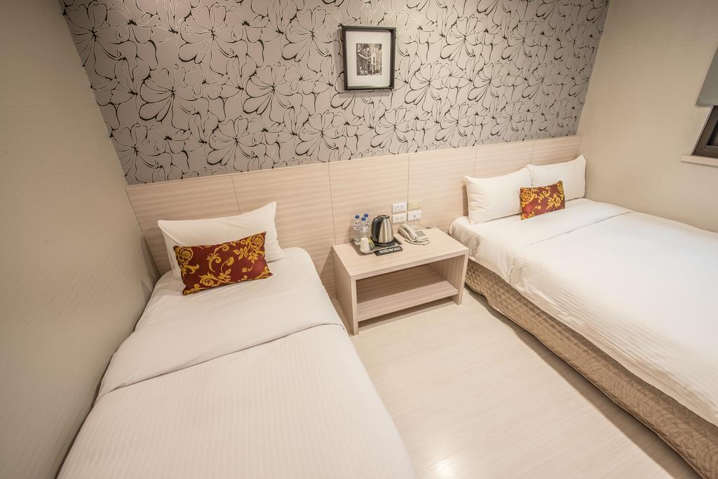 Golden Stone Hotel Каосюн Екстериор снимка